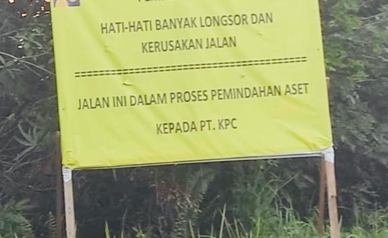 Plang Pemberitahuan jalan sangatta-bengalon
